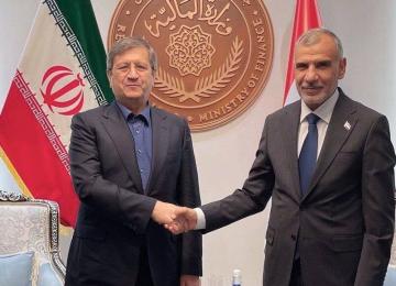 Central Bank Chief Pushes for Debt Settlement, Contractor Access in Iraq Talks