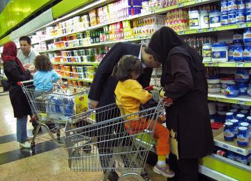 Food Costs Eat Into Iranian Wages