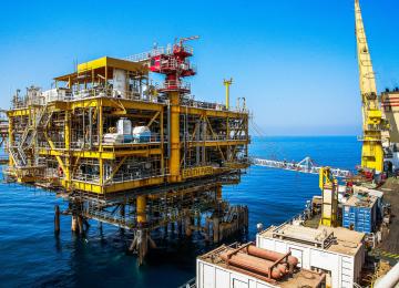 Iran Accelerates Development of Major Oil and Gas Joint Fields