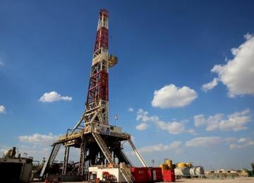 Iran Signs IPS Deal to Operate 55 Wells at Azadegan Oil Field 